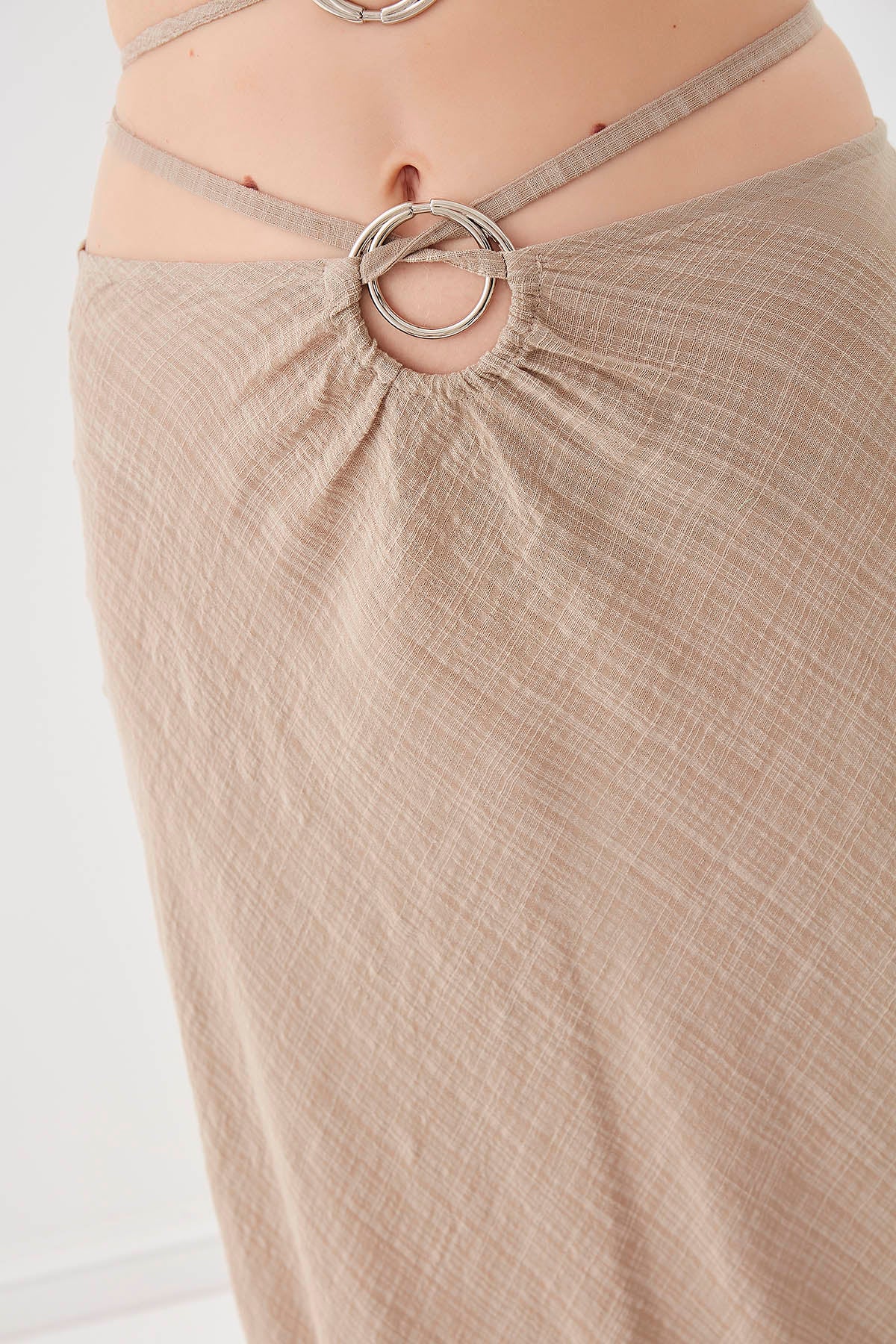 RING-DETAILED VISCOSE  LINEN MIDI SKIRT