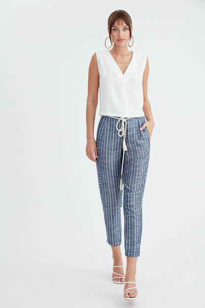 ARCHED CROP TROUSERS