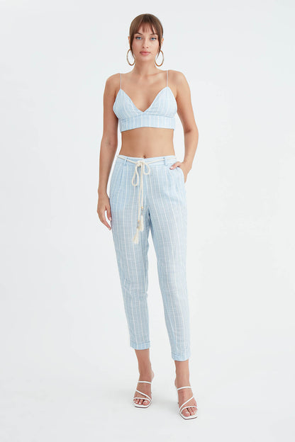 ARCHED CROP TROUSERS