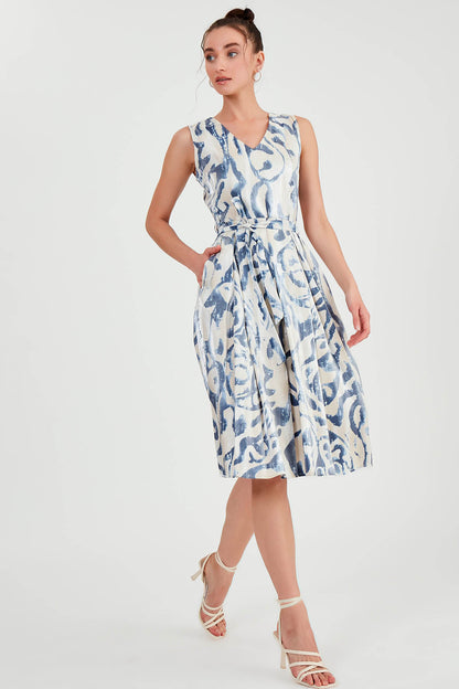 GLOSSY SATIN PATTERNED DRESS WITH BELT