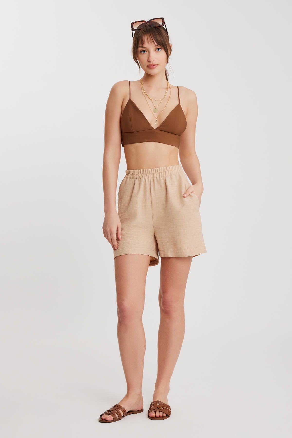 SHORTS WITH POCKET & ELASTANE WAIST