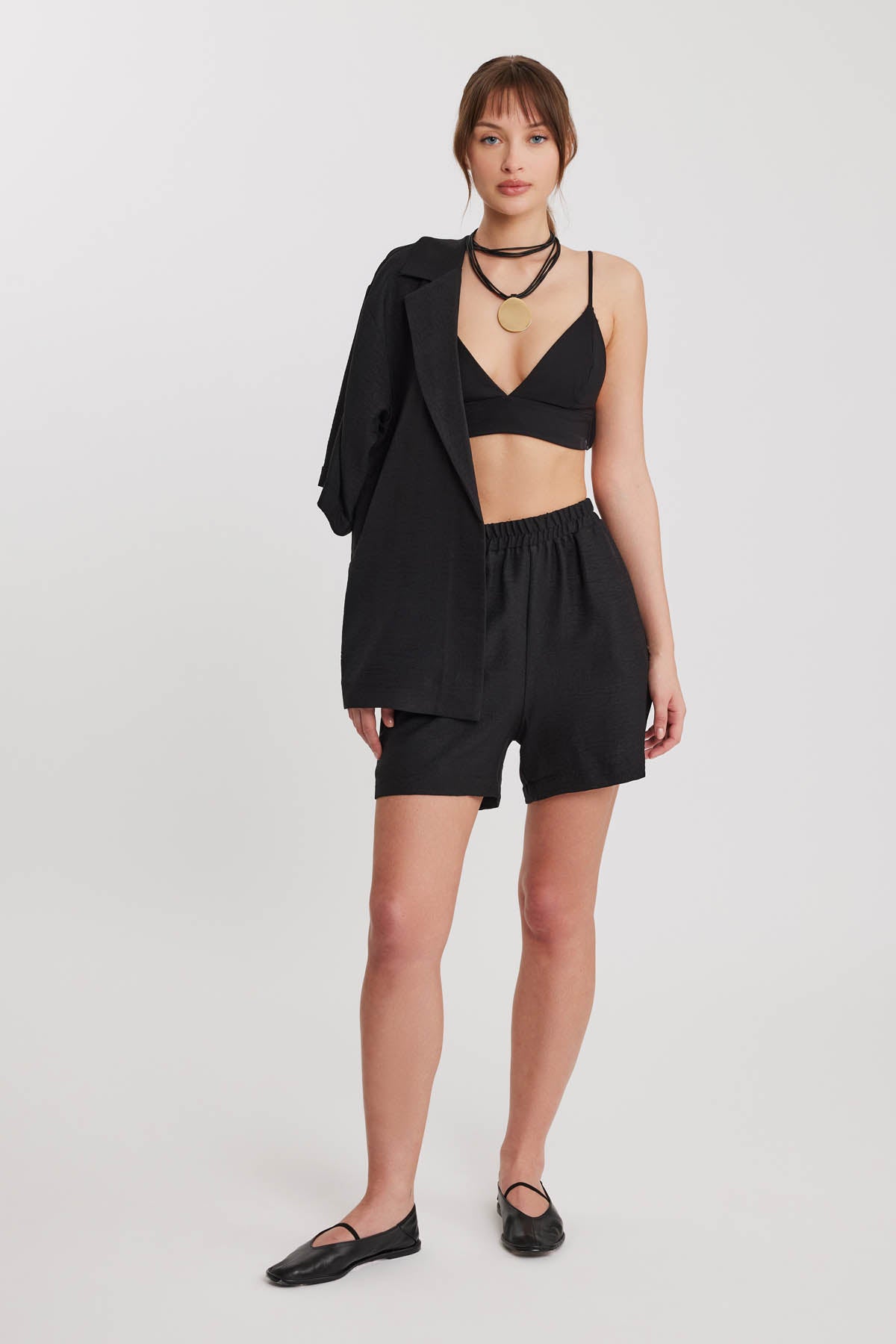 SHORTS WITH POCKET & ELASTANE WAIST