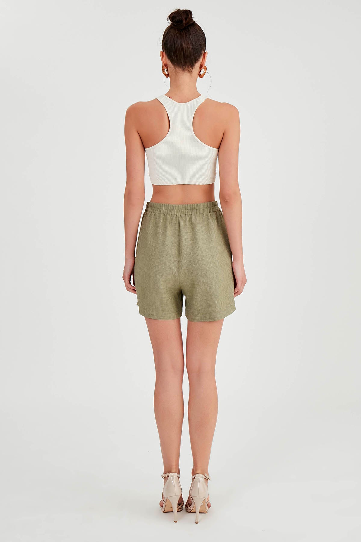 SHORTS WITH POCKET & ELASTANE WAIST