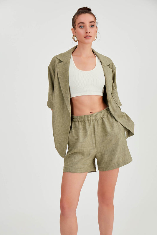 SHORTS WITH POCKET & ELASTANE WAIST