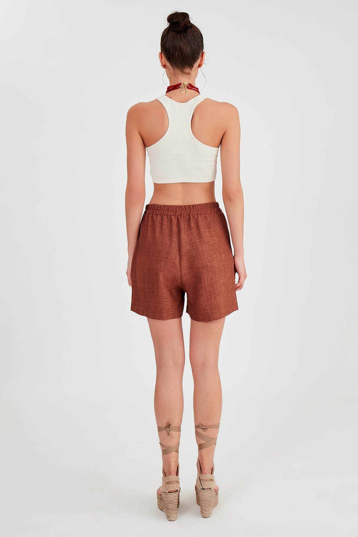 SHORTS WITH POCKET & ELASTANE WAIST