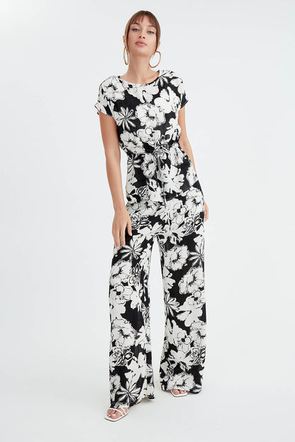 LOOSE TROUSERS WITH FLOWER PRINTS