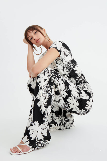 LOOSE TROUSERS WITH FLOWER PRINTS