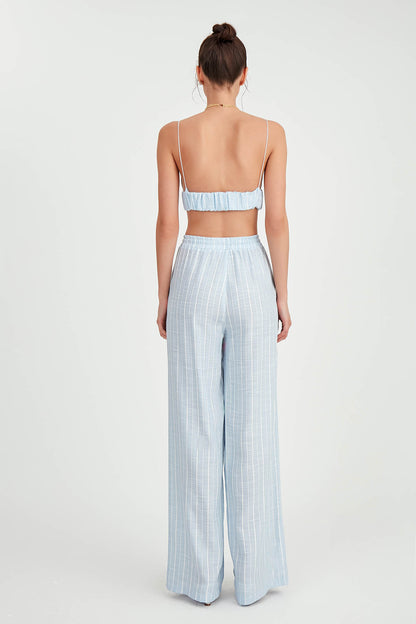 WIDE-ASPECT TROUSERS WITH BELOW-LINE LINES