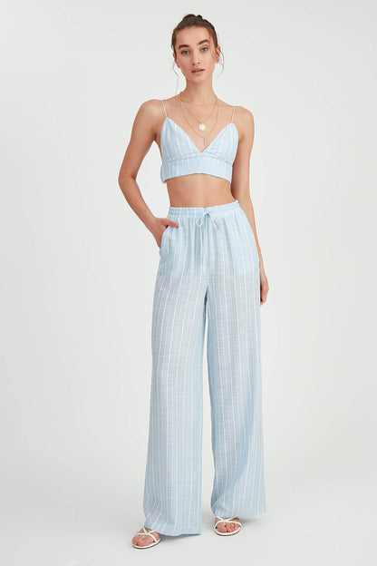 WIDE-ASPECT TROUSERS WITH BELOW-LINE LINES