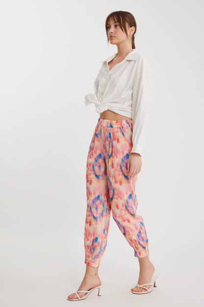 TROUSERS WITH ELASTANE PATTERNED PLEATED