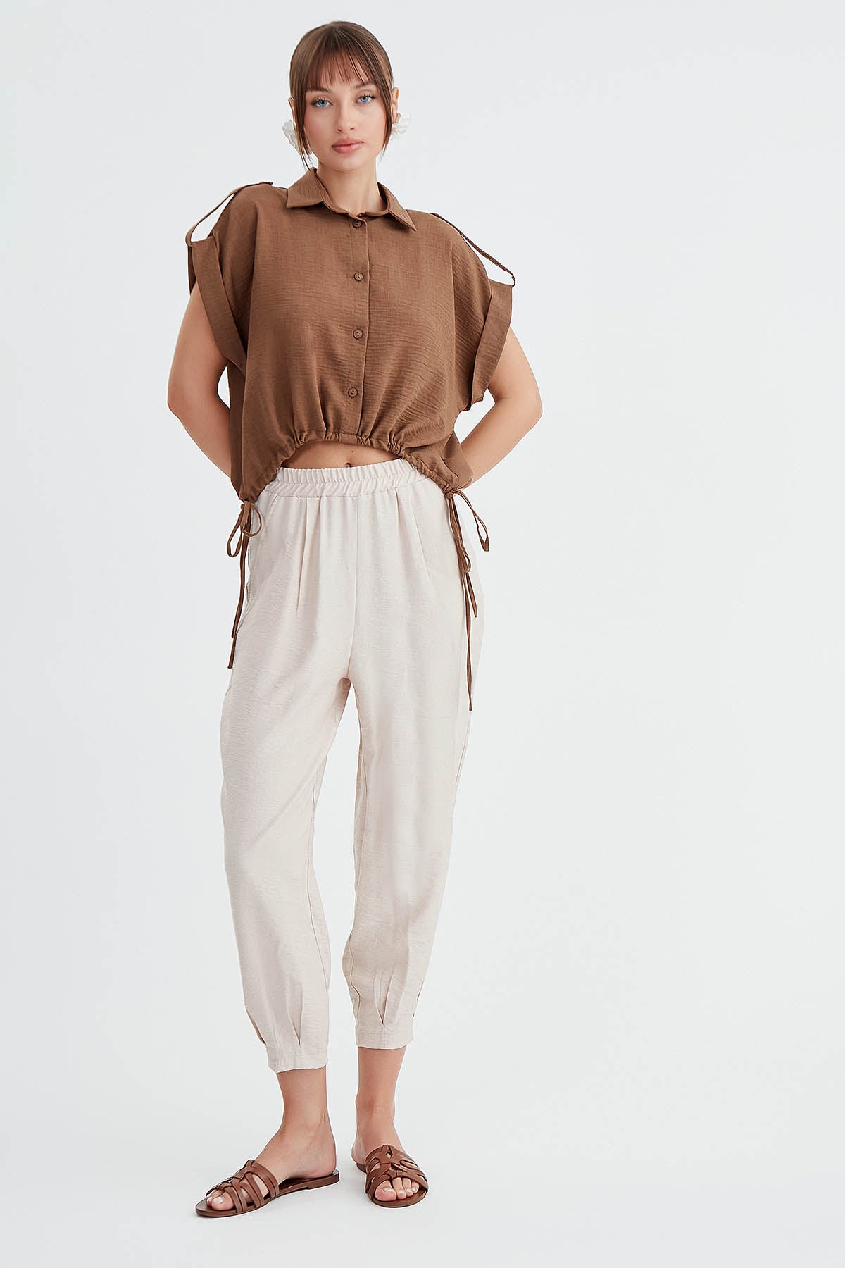 CROP TROUSERS WITH ELASTANE WAIST