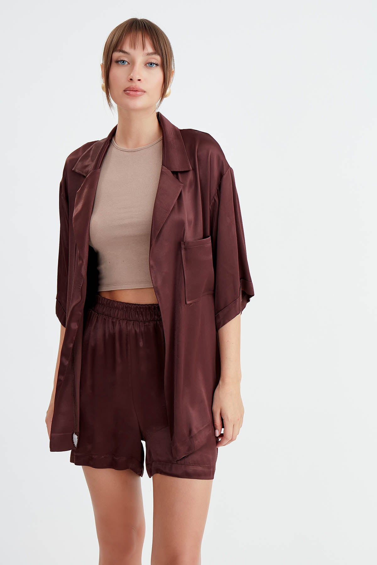 BRIGHT SATEN SHORTS WITH ELASTANE WAIST
