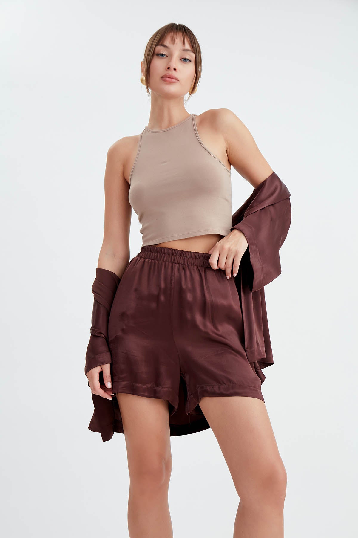 BRIGHT SATEN SHORTS WITH ELASTANE WAIST
