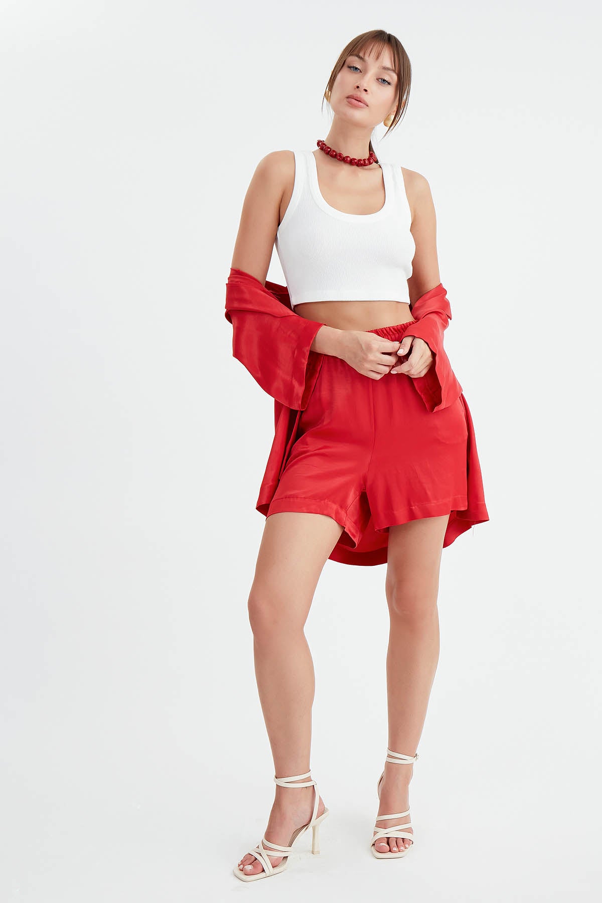 BRIGHT SATEN SHORTS WITH ELASTANE WAIST