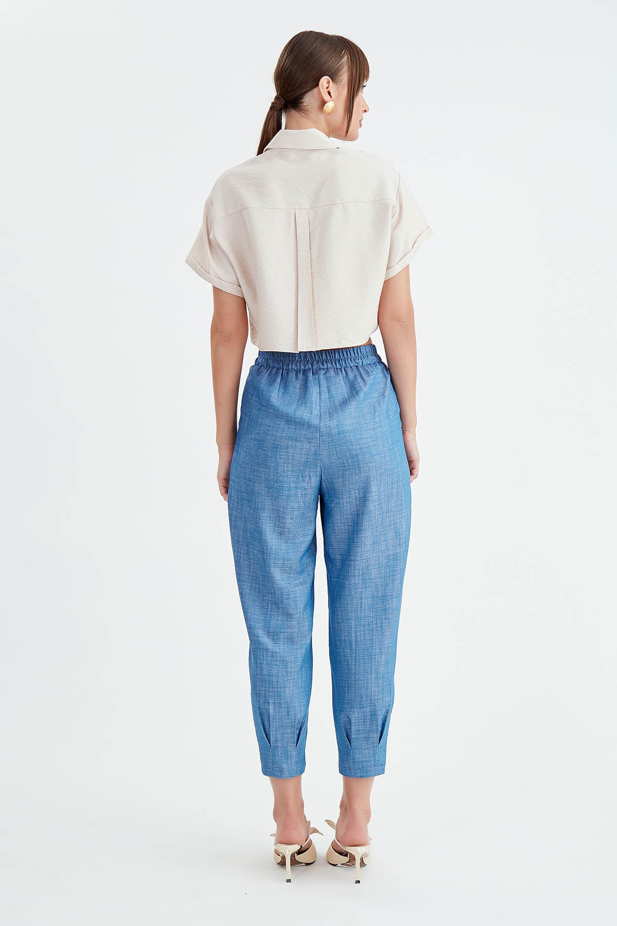 CROP PLEATED BELGIAN TROUSERS WITH ELASTANE WAIST