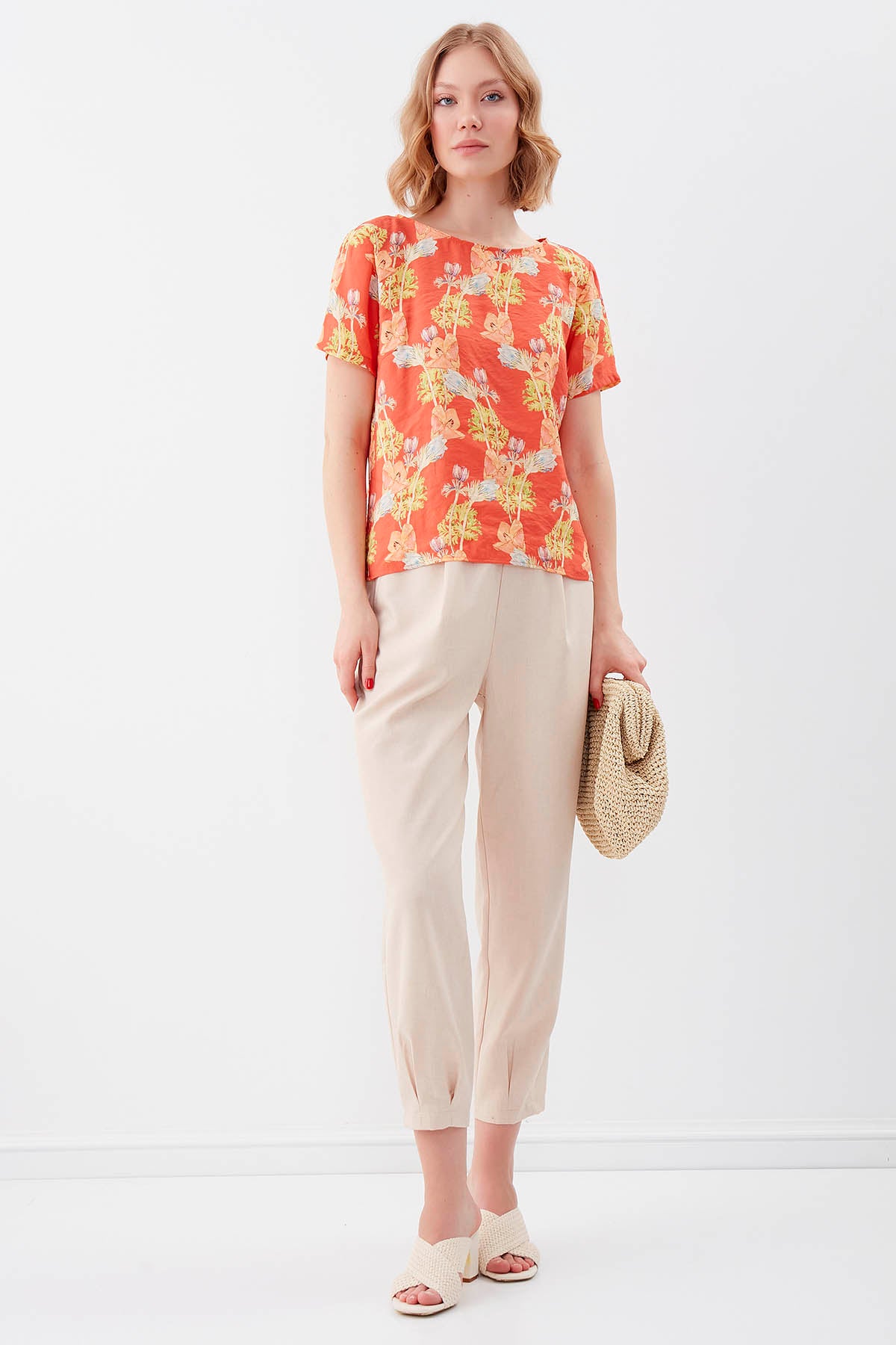 DIAMOND PLEATED HIGH-WAIST TROUSERS