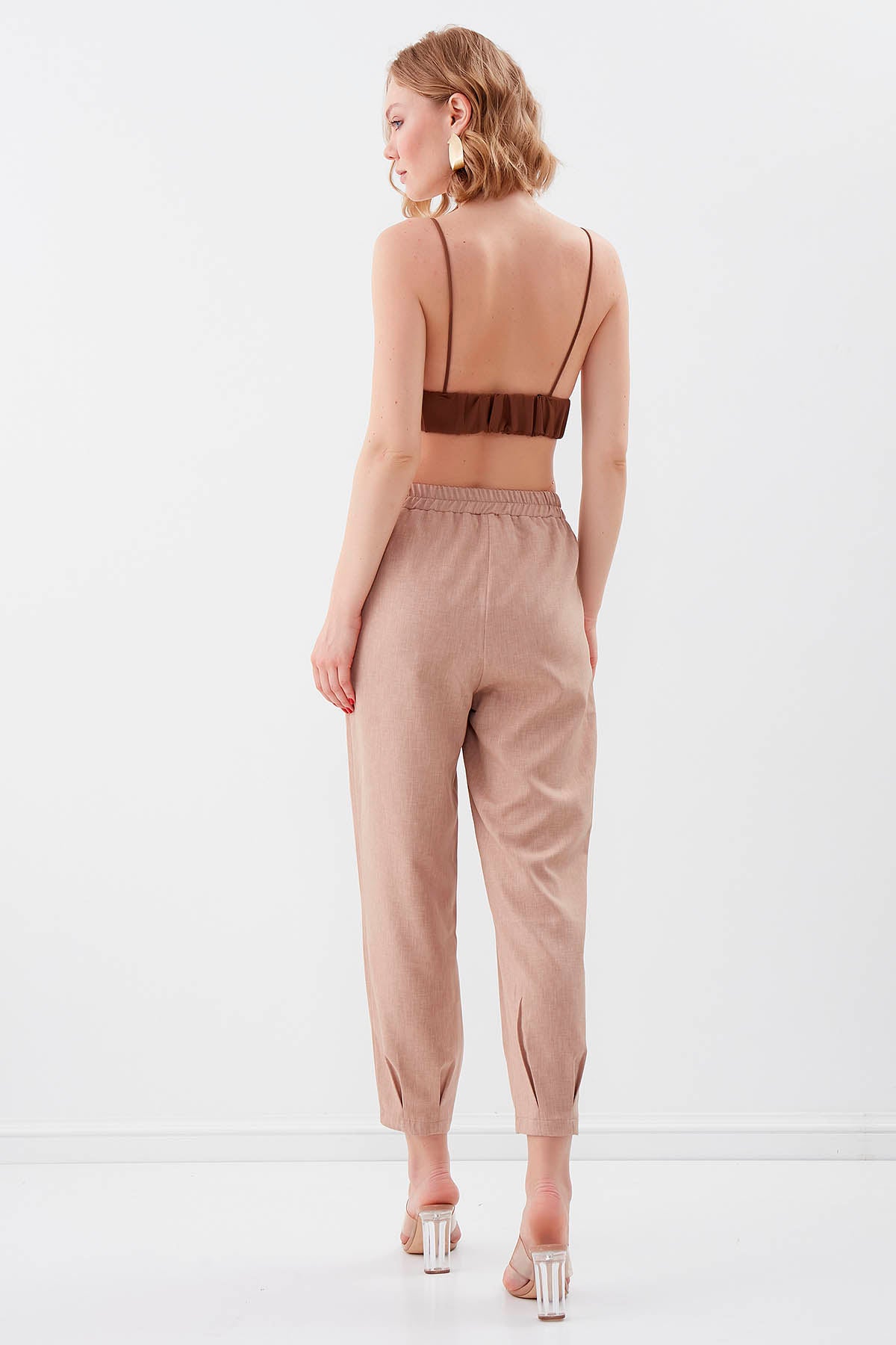DIAMOND PLEATED HIGH-WAIST TROUSERS