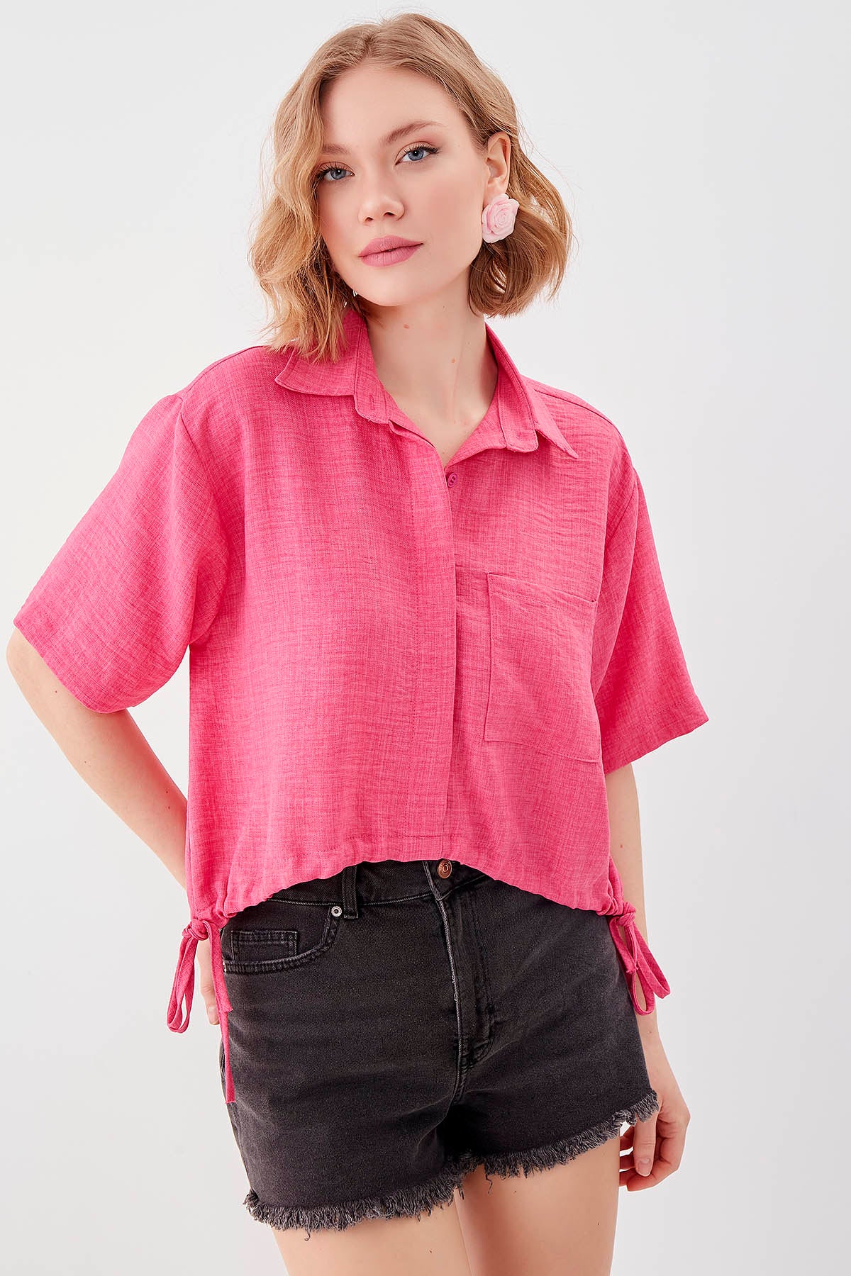 ONE-POCKET CROP SHIRT WITH ELASTANE WAIST