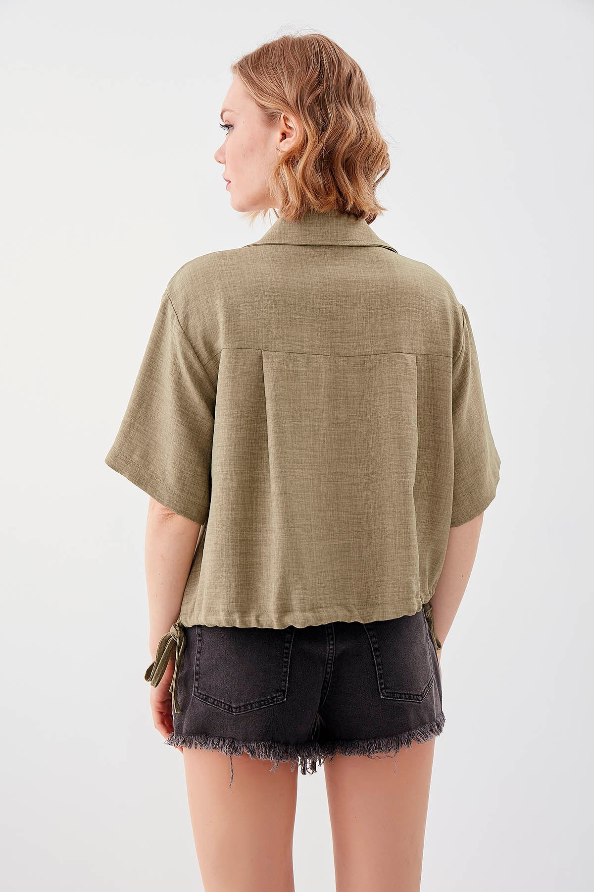 ONE-POCKET CROP SHIRT WITH ELASTANE WAIST