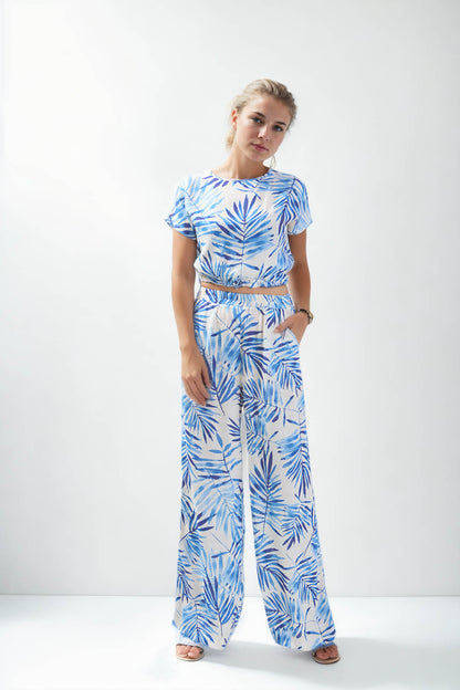 LOOSE TROUSERS