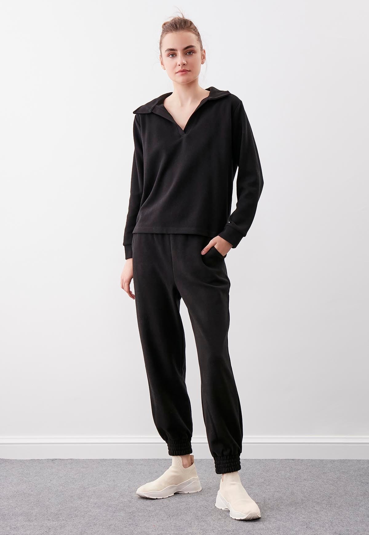 KNITTED TROUSERS WITH ELASTANE WAIST AND CUFFS