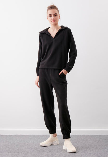 KNITTED TROUSERS WITH ELASTANE WAIST AND CUFFS