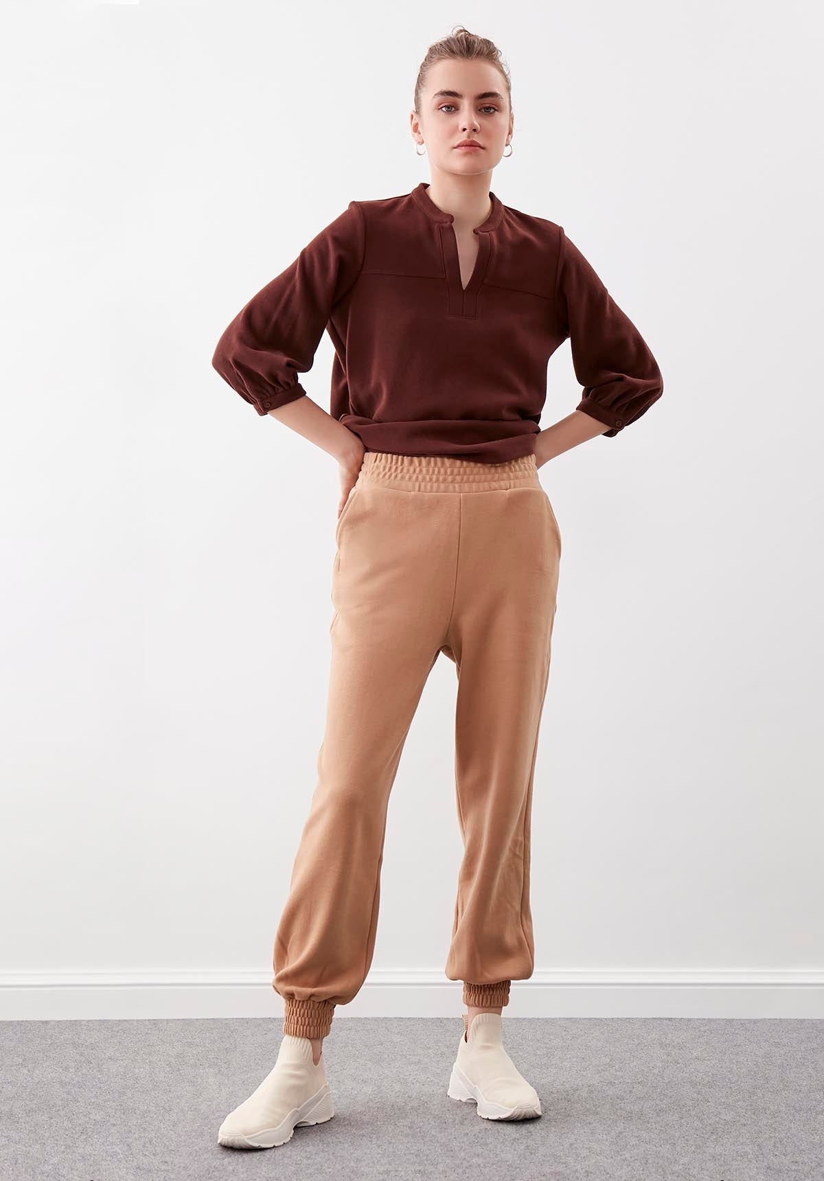 KNITTED TROUSERS WITH ELASTANE WAIST AND CUFFS