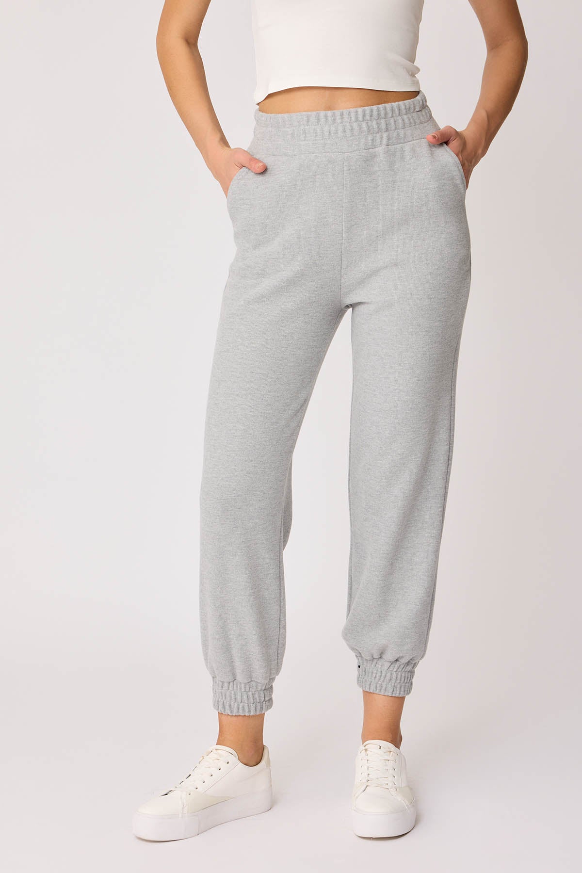 KNITTED TROUSERS WITH ELASTANE WAIST AND CUFFS