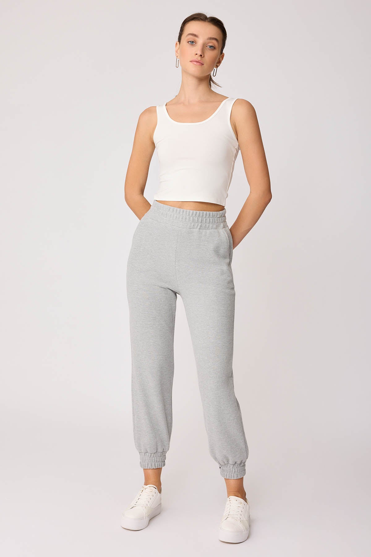 KNITTED TROUSERS WITH ELASTANE WAIST AND CUFFS