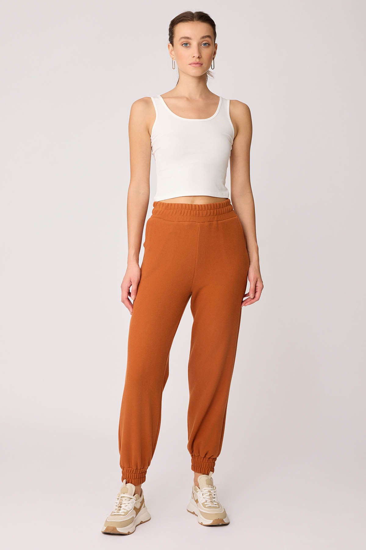 KNITTED TROUSERS WITH ELASTANE WAIST AND CUFFS