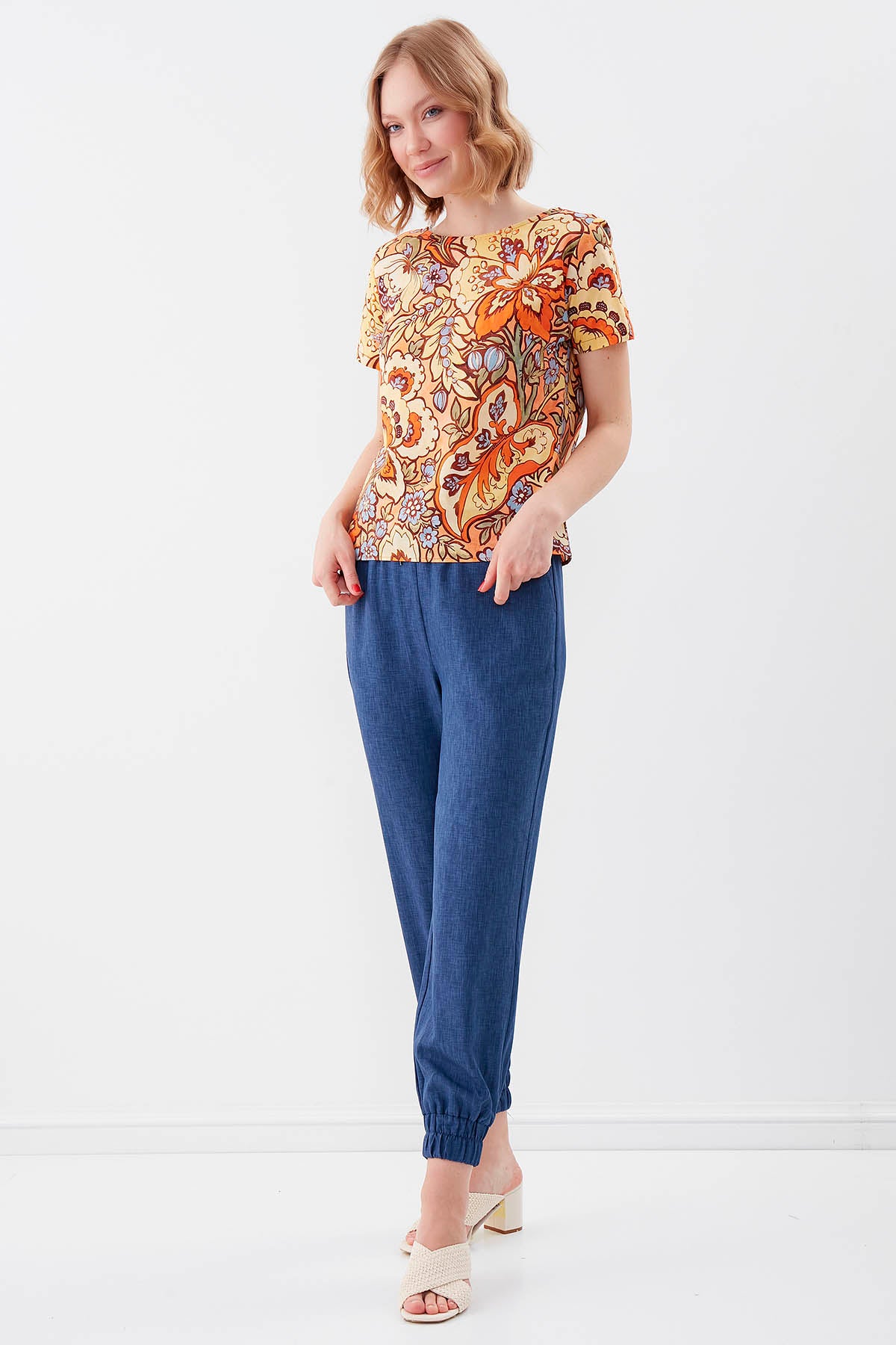 COMFY TROUSERS WITH ELASTANE WAIST AND ANKLES