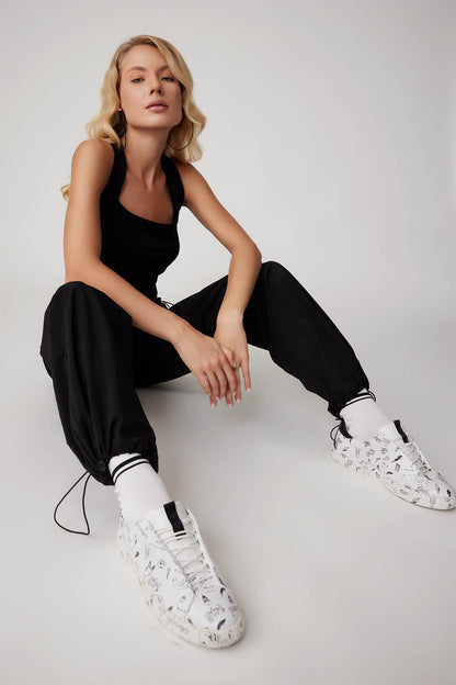 TROUSERS WITH ELASTANE WAIST AND CUFFS