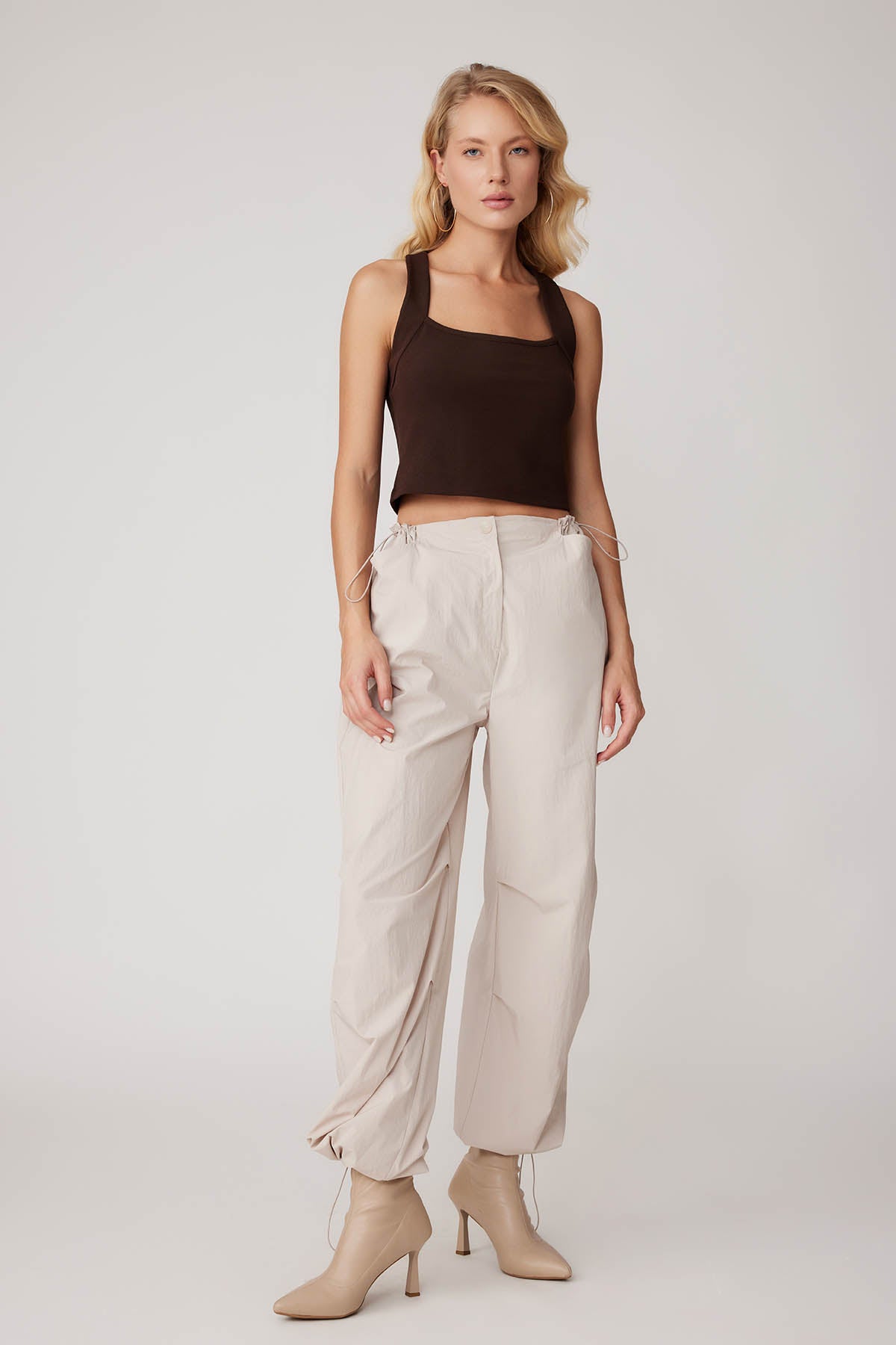 TROUSERS WITH ELASTANE WAIST AND CUFFS