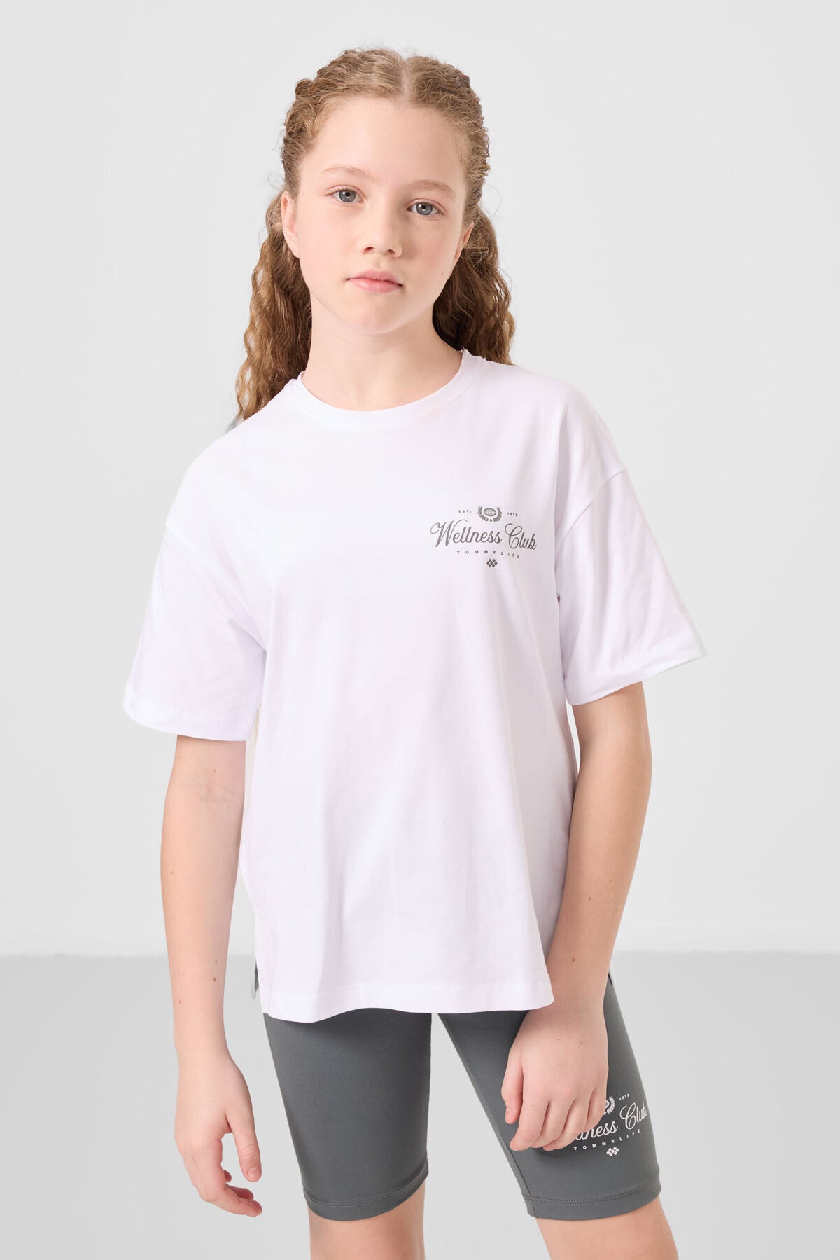 White-collar cotton O-collars Shorts Set