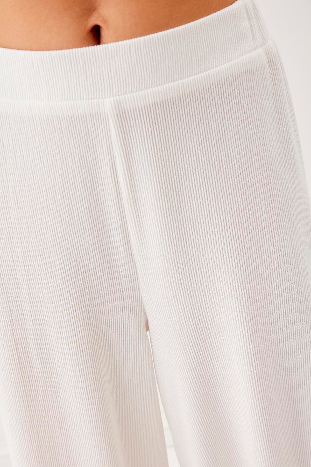 KNITTED TROUSERS