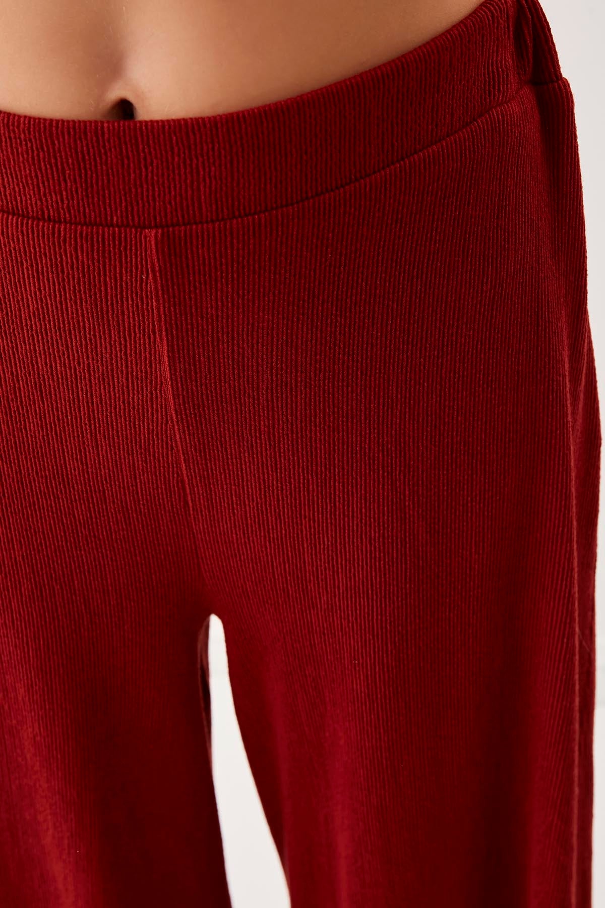KNITTED TROUSERS