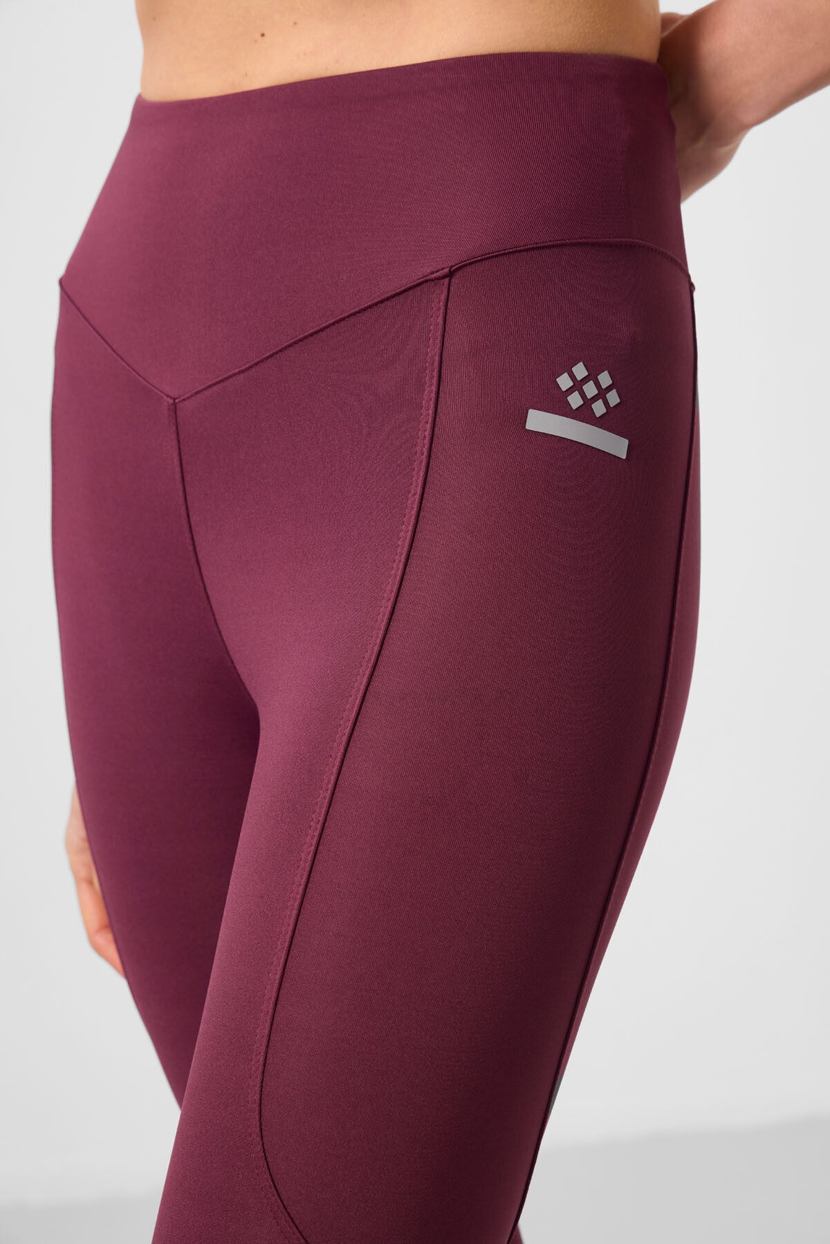 Standard Fit Flexible Performance Women's Tights in Bordeaux Polyester - 94666
