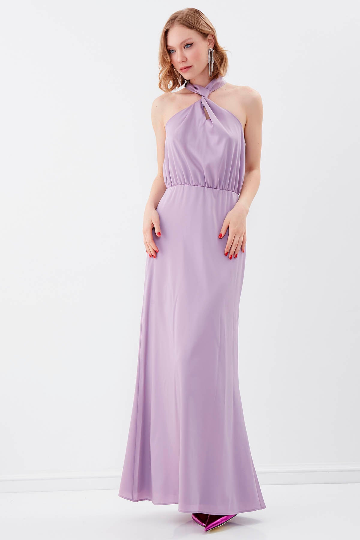LONG DRESS WITH NECK BINDING