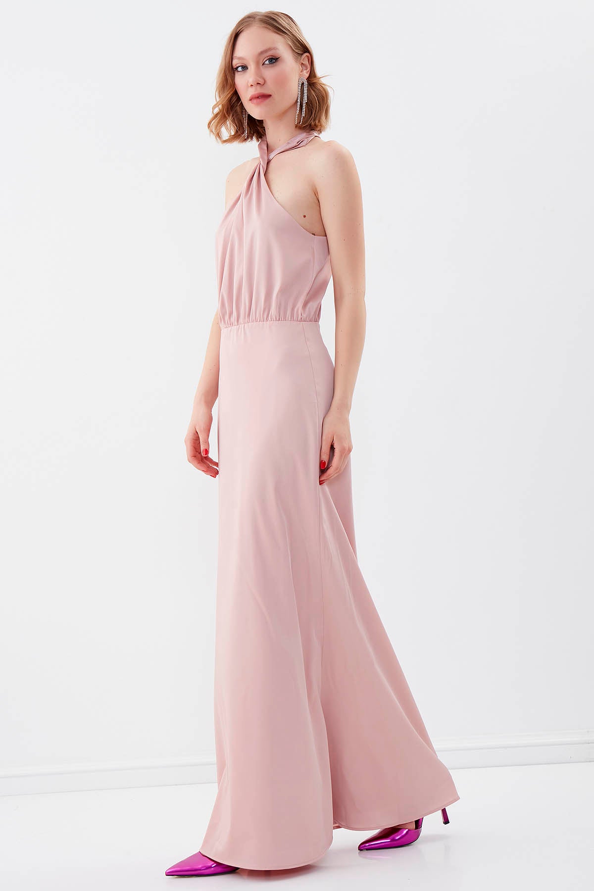 LONG DRESS WITH NECK BINDING