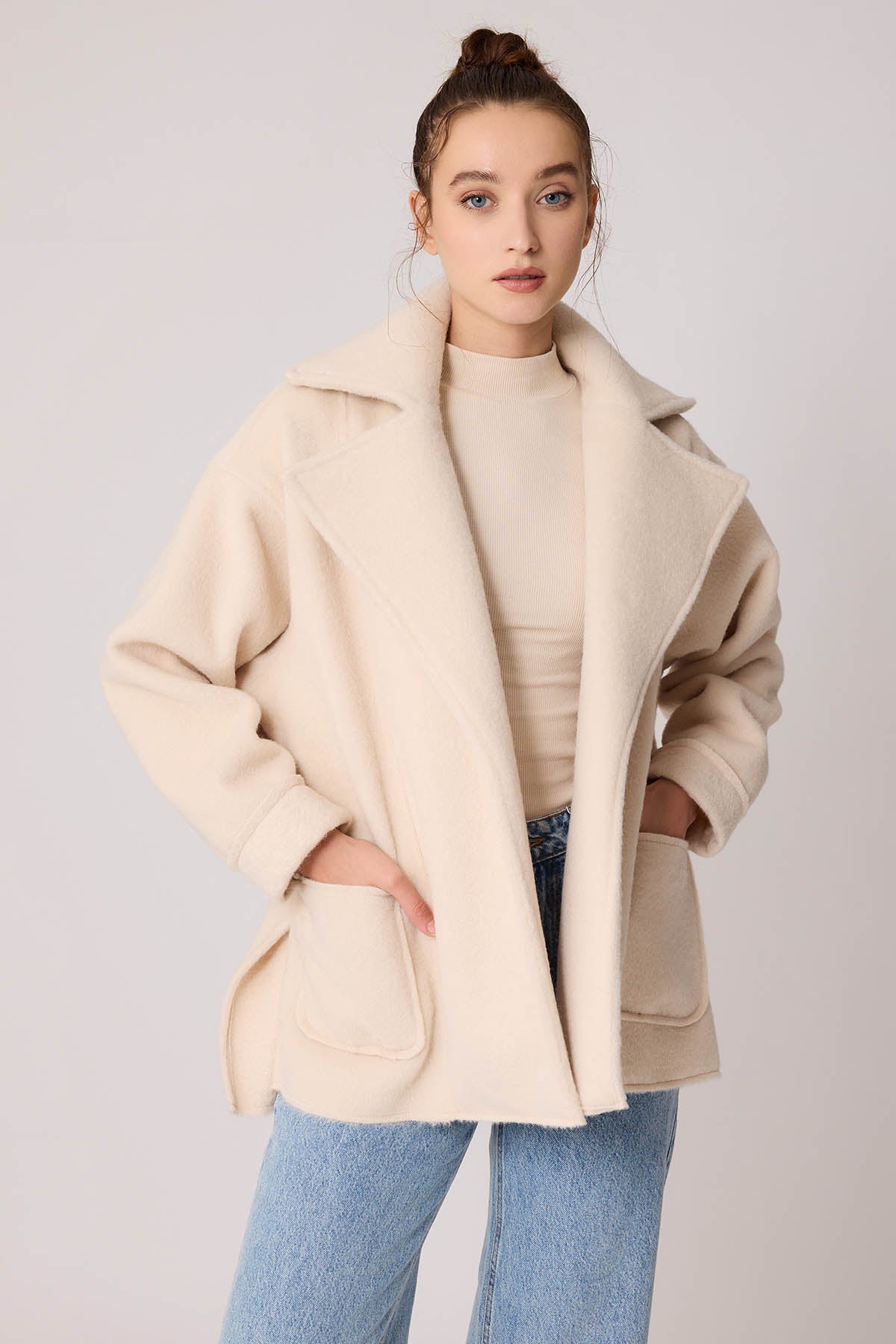 LARGE POCKET COLLAR DETAILED LONG JACKET