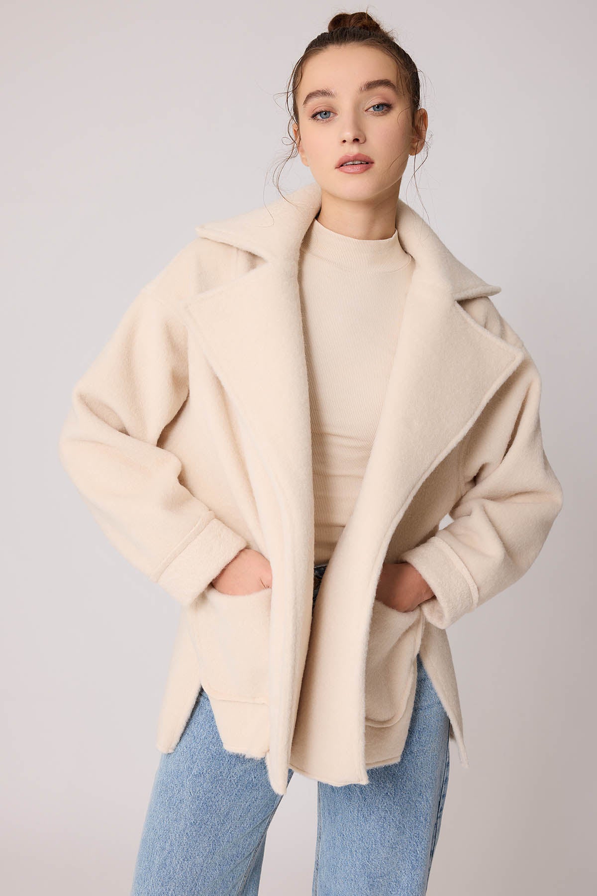 LARGE POCKET COLLAR DETAILED LONG JACKET