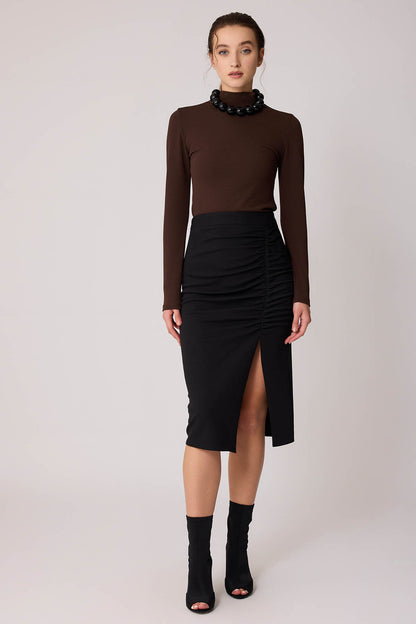 SKIRT WITH MIDSIZE SPLIT
