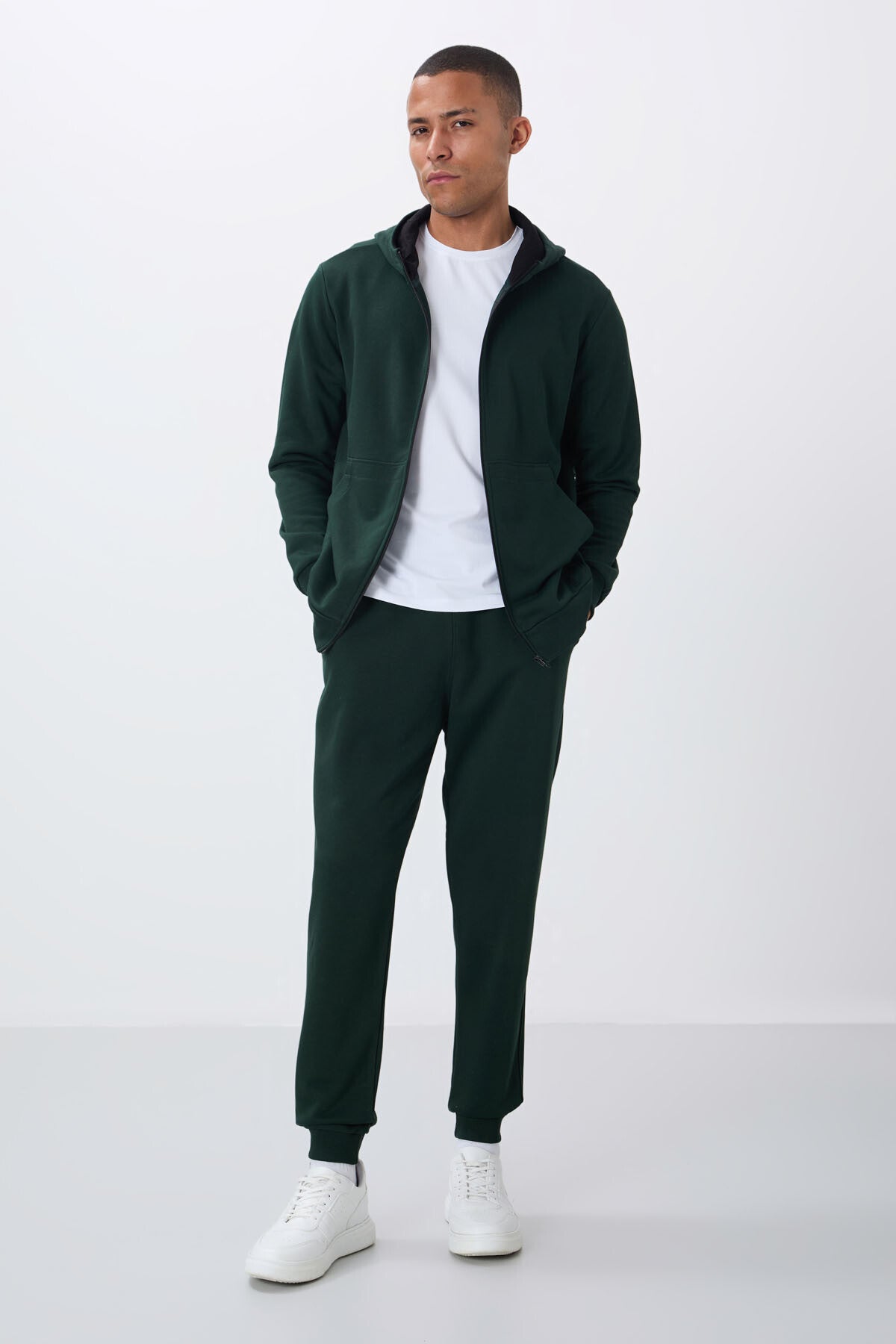 Forest Green Compact Cotton Thick Smooth Textured Hooded Comfort Fit Men's Tracksuit Set - 85262