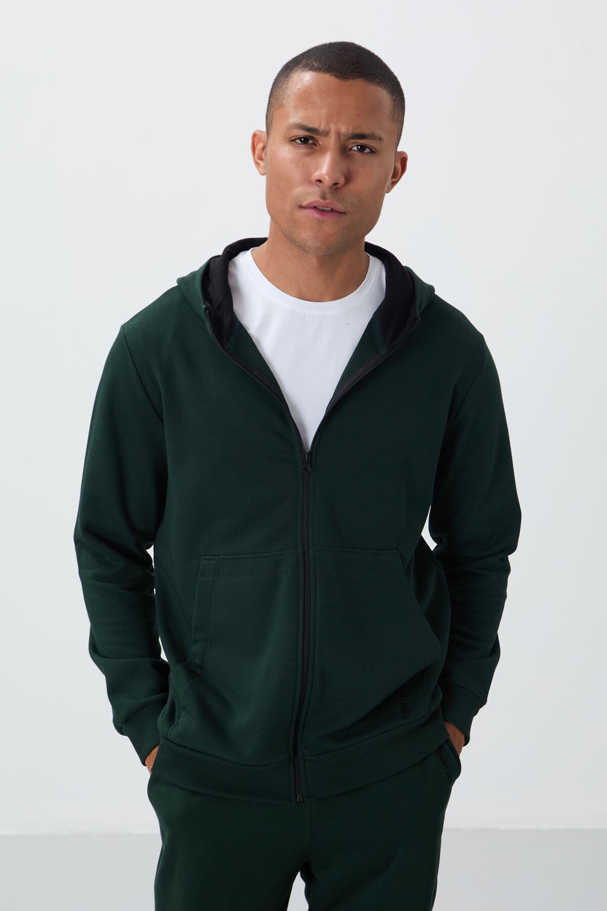 Forest Green Compact Cotton Thick Smooth Textured Hooded Comfort Fit Men's Tracksuit Set - 85262