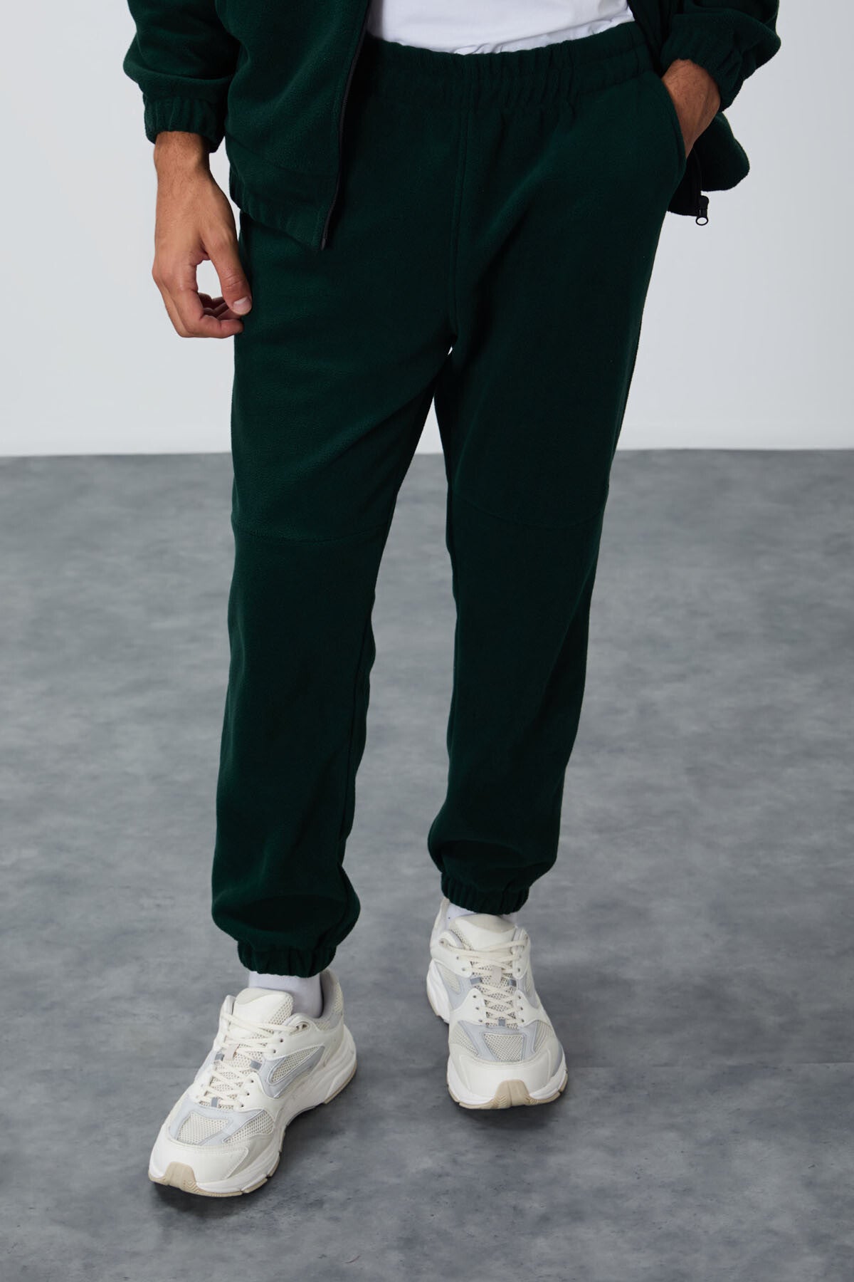 Forest Green Thick Soft Textured Comfort Fit Embroidered Men's Tracksuit Set - 85269