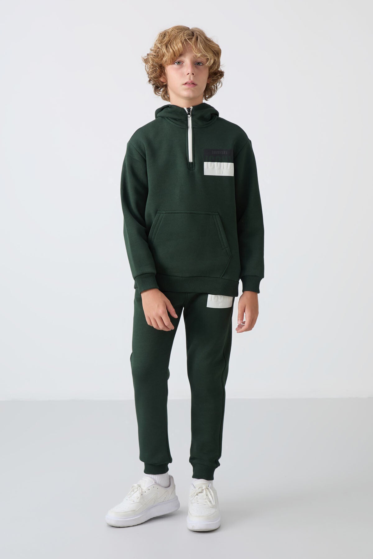 Forest Green Cotton Thick Fleece-Lined Soft Textured Standard Fit Printed Boys' Tracksuit Set - 11246