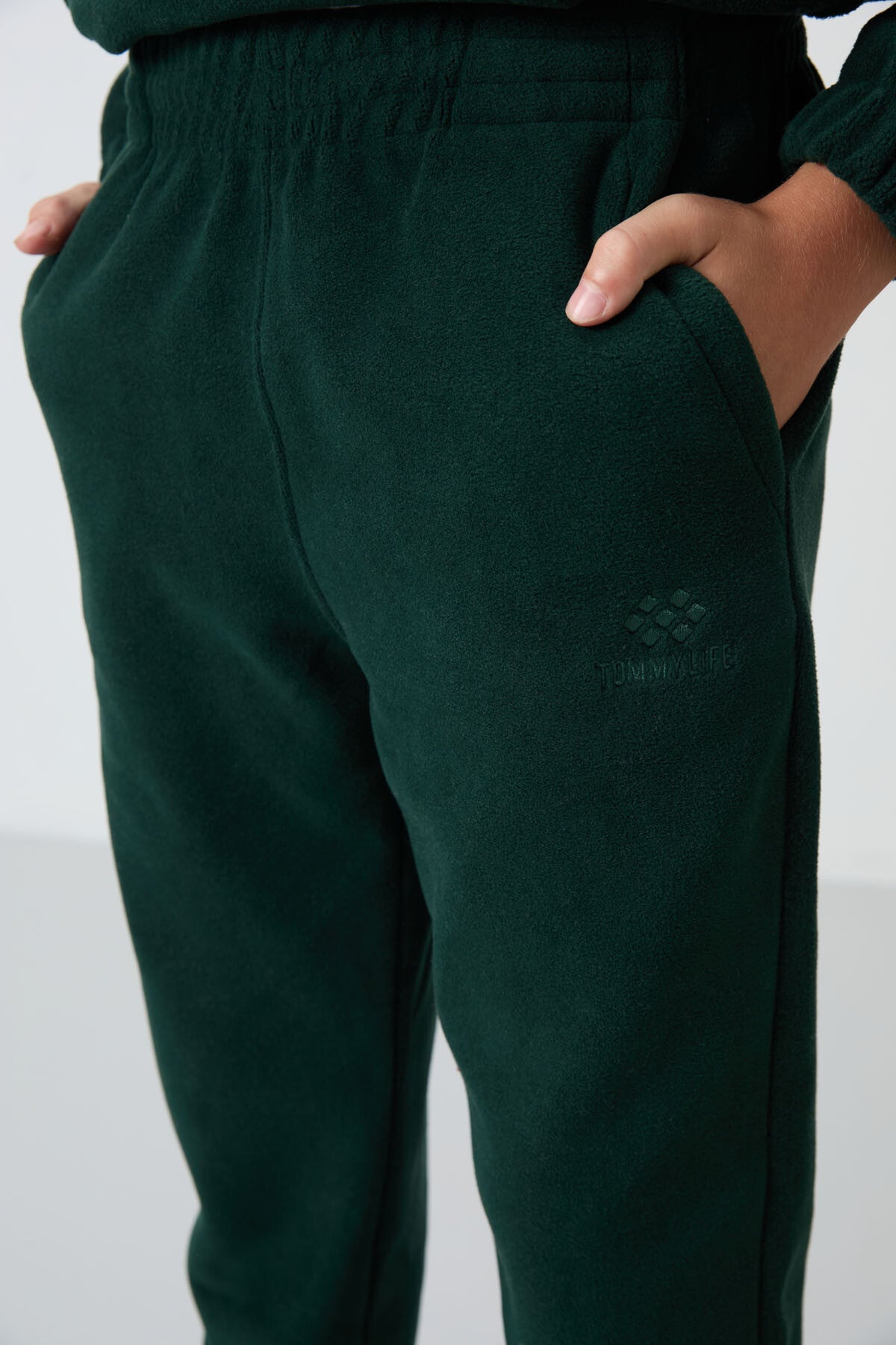 Pine Green Thick Soft Textured Standard Fit Embroidered Fleece Boys' Tracksuit Bottom - 11219