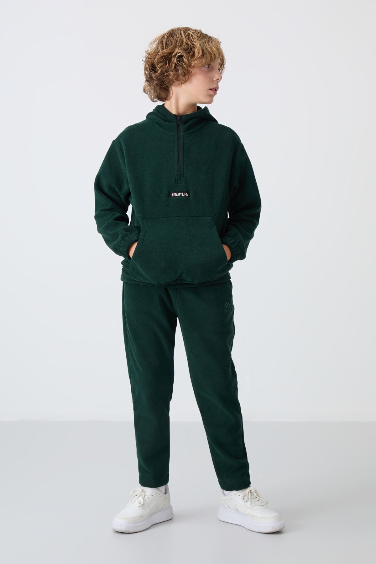 Pine Green Thick Soft Textured Standard Fit Embroidered Fleece Boys' Sweatshirt - 11230