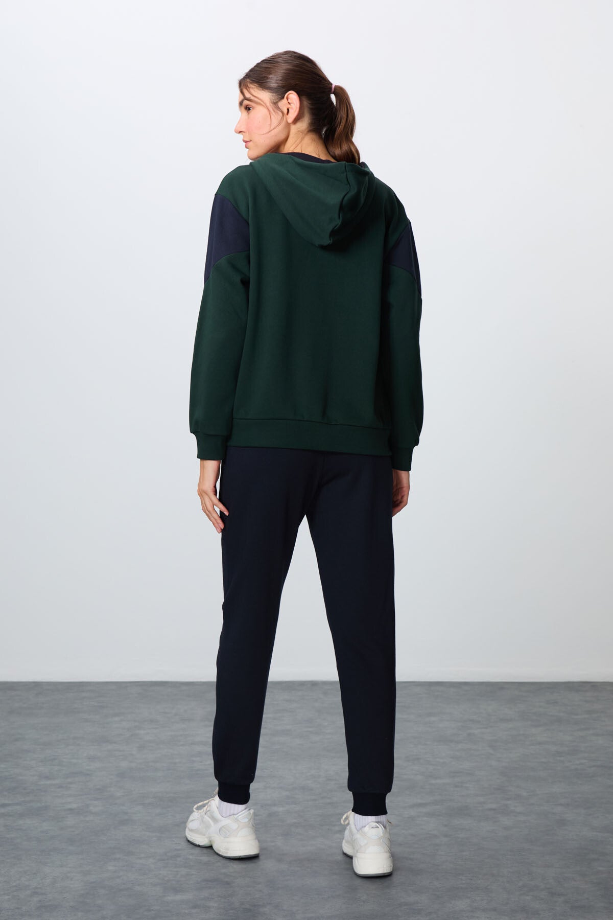 Forest Green-Navy Blue Compact Cotton Thick Smooth Textured Hooded Oversize Fit Women's Tracksuit Set - 95343