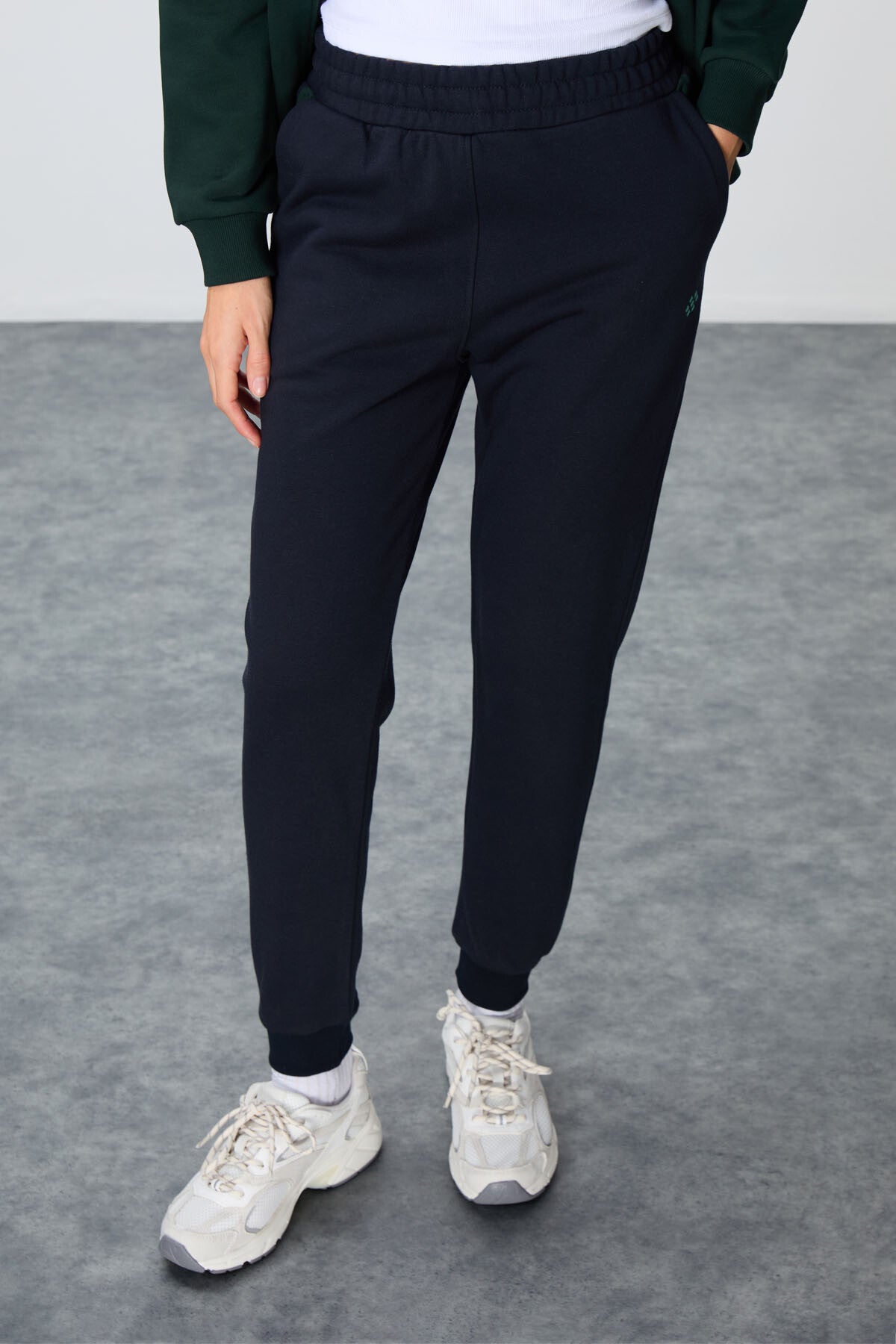 Forest Green-Navy Blue Compact Cotton Thick Smooth Textured Hooded Oversize Fit Women's Tracksuit Set - 95343